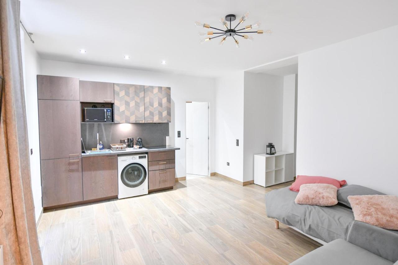 Montmartre Charme Et Elegance - Appartement Lumineux A Deux Pas Du Sacre-Coeur Parigi Esterno foto